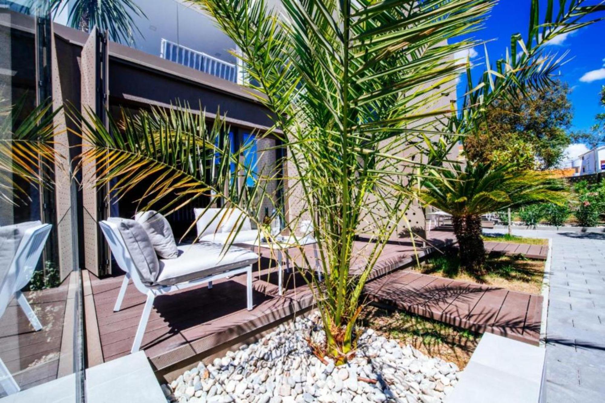 Apartment Dedaj - Almaro *