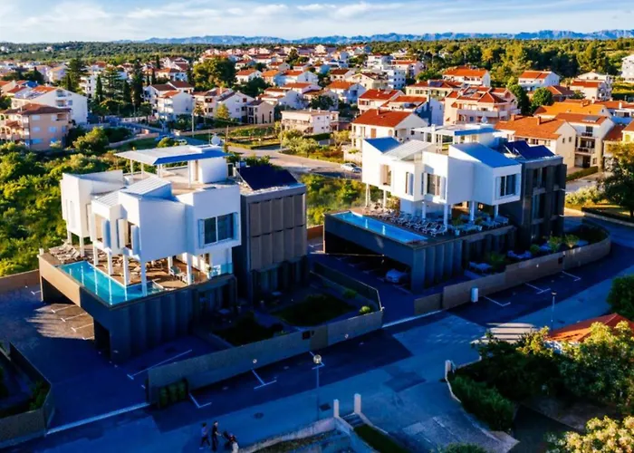 Dedaj Resort - Villa Almaro